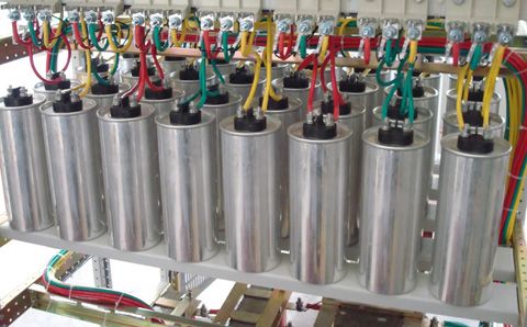 如何選擇電力電容器的額定電壓？